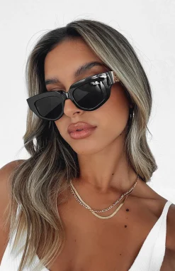Sunglasses | White Fox Boutique Amalfi Sunglasses black