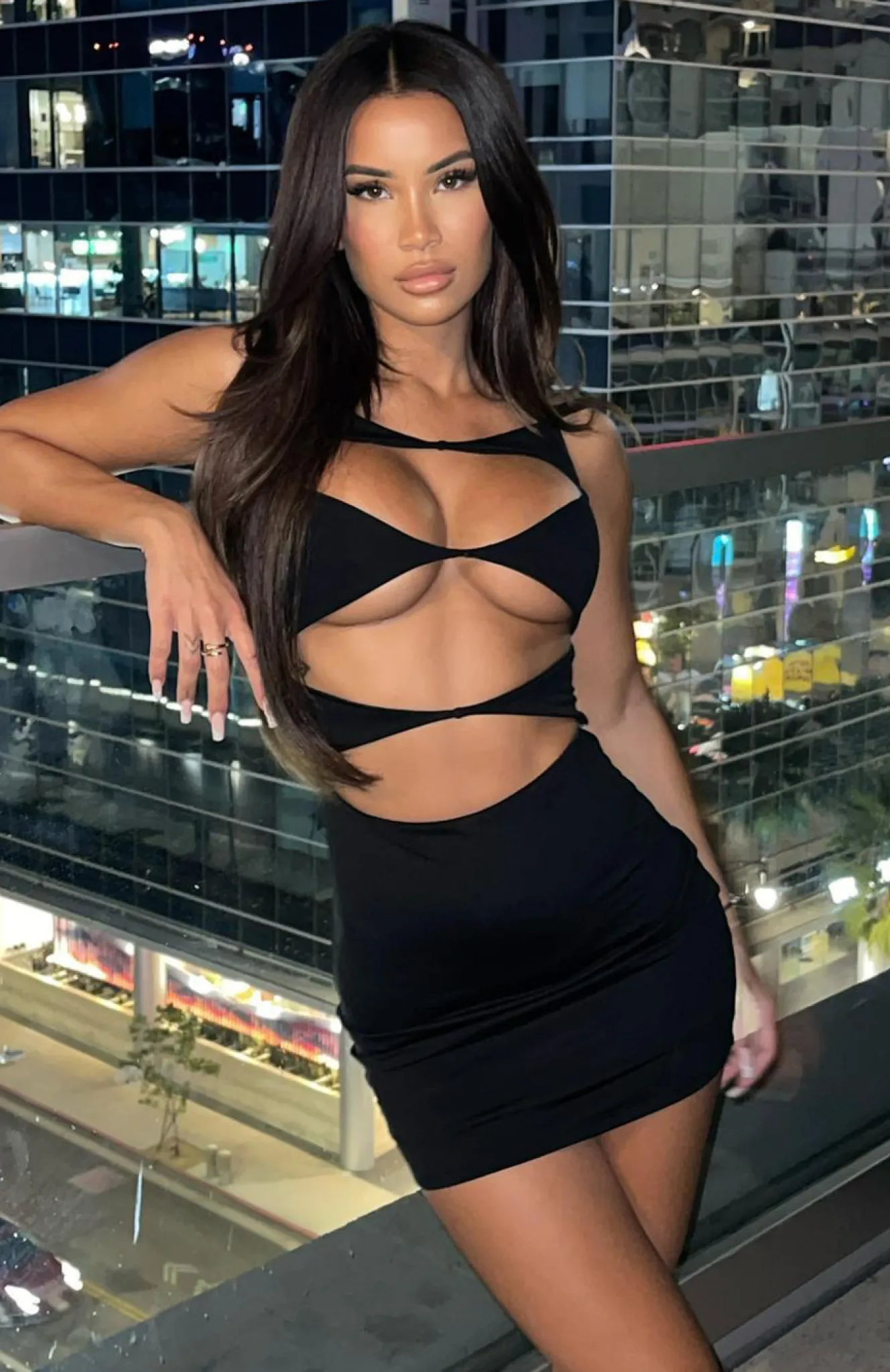 Restocked | White Fox Boutique Eyes On Me Mini Dress black
