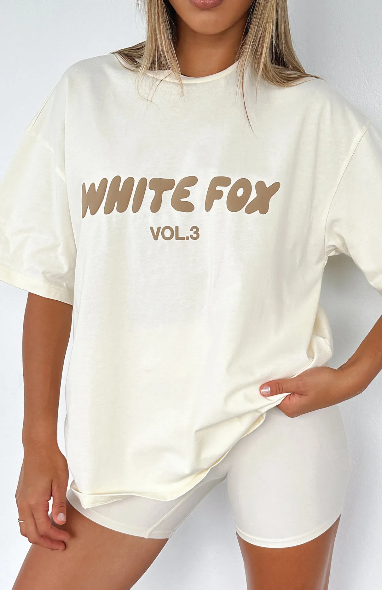 Shirts & Blouses | White Fox Boutique Offstage Oversized Tee Cream white