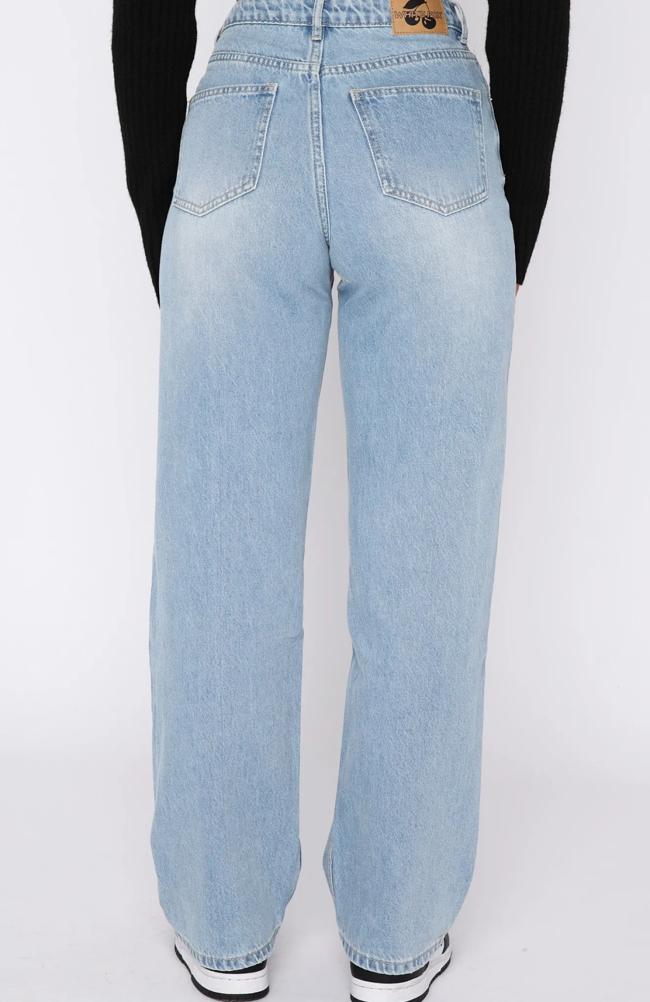 Denim | White Fox Boutique One Call Away Jeans Vintage Mid blue