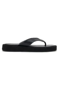 Slides | White Fox Boutique Riya Slides PU black