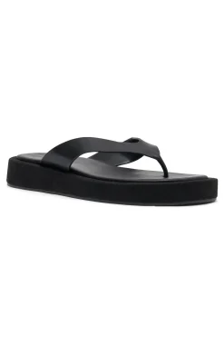Slides | White Fox Boutique Riya Slides PU black