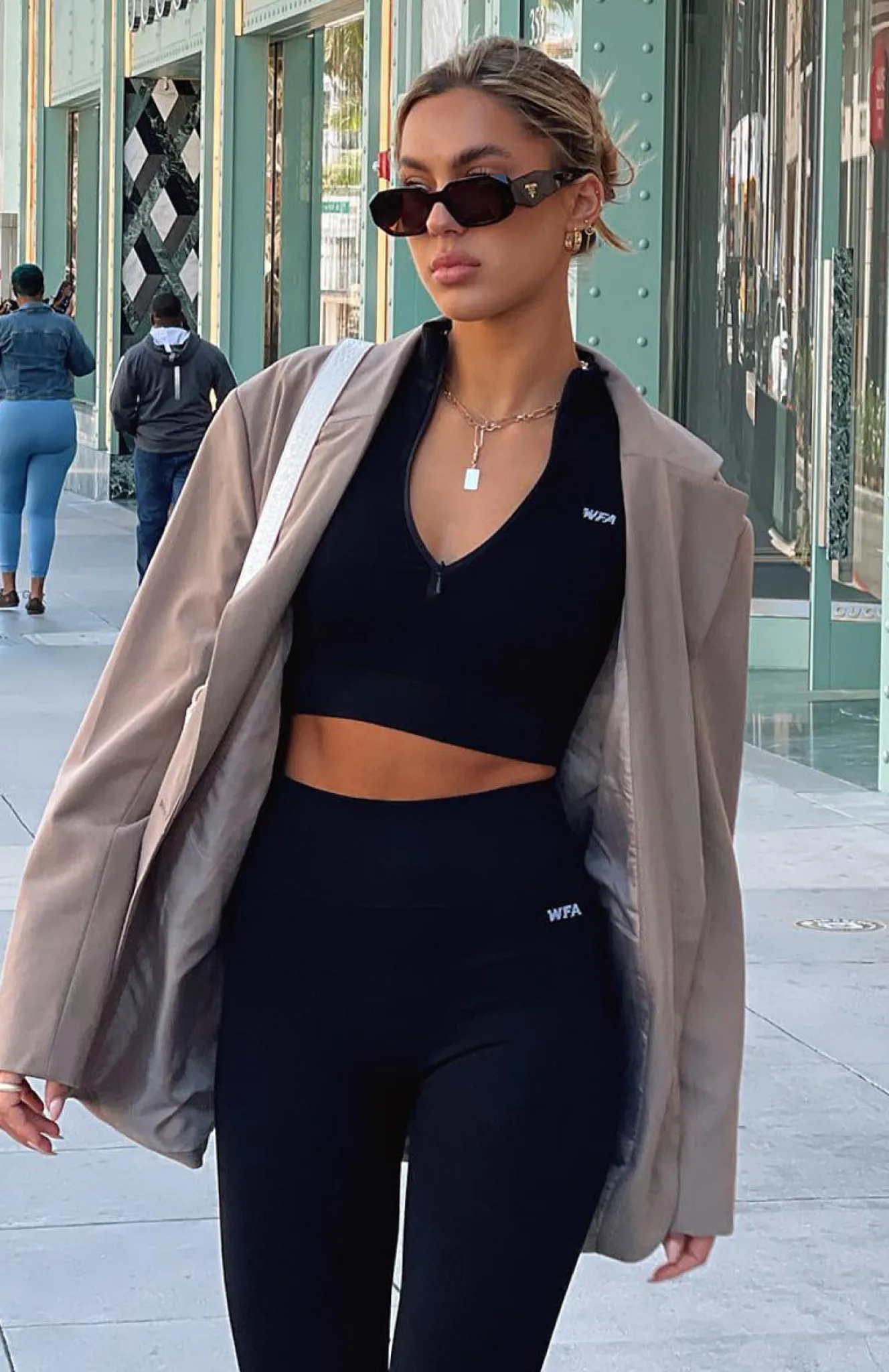 Sports Bras & Crops | White Fox Boutique Seamless Long Sleeve Sports Crop black