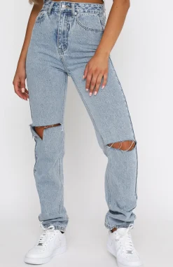 Denim | White Fox Boutique She's All That Straight Leg Denim Jeans Washed blue