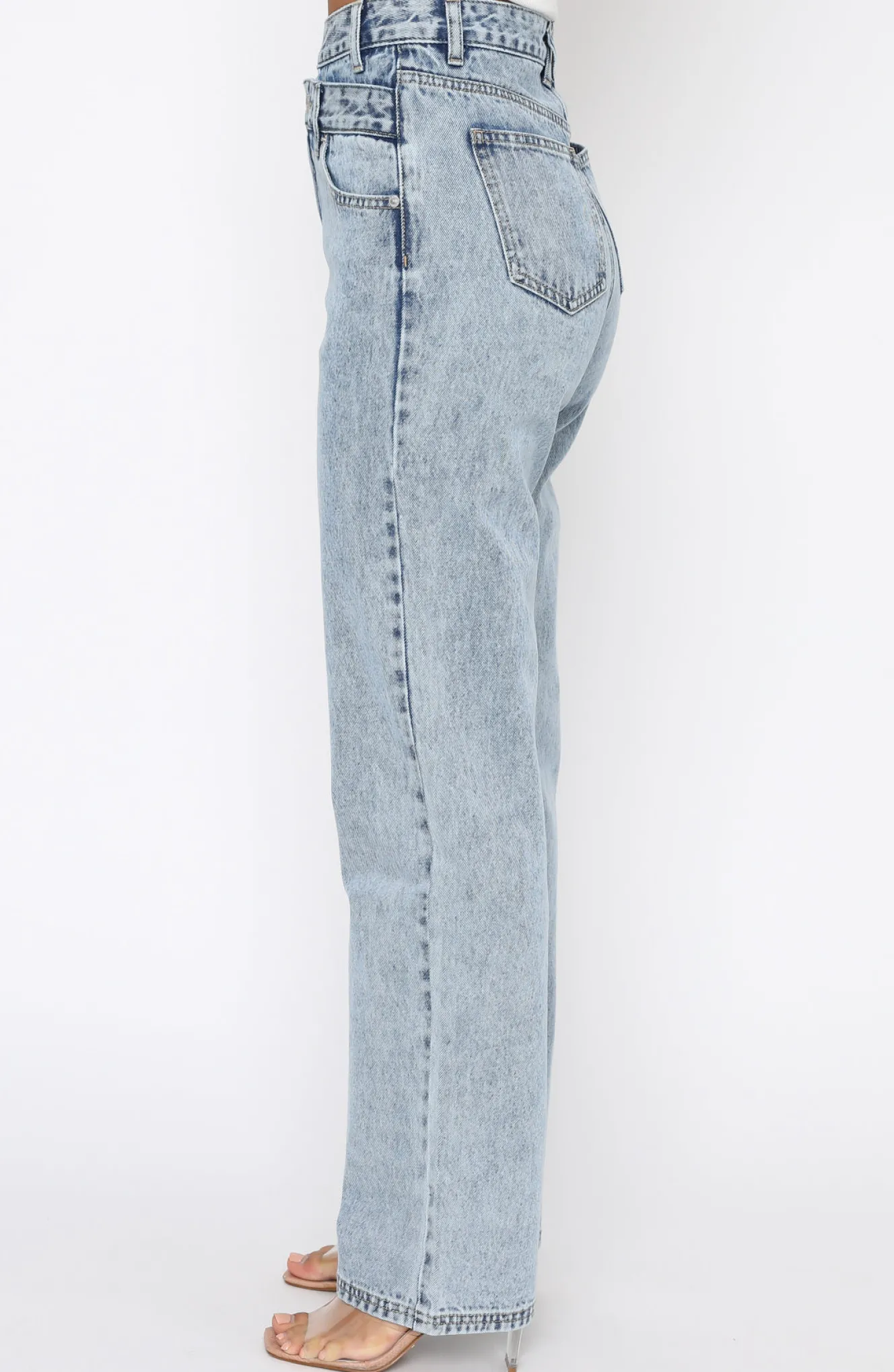 Denim | White Fox Boutique Take My Time Jeans Washed blue